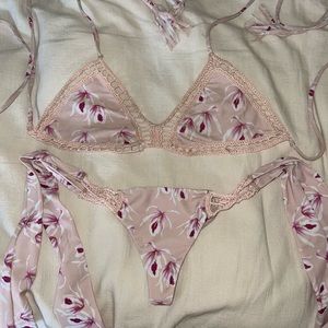 Island Orchid Acacia Swim Set (P bottoms, M top)